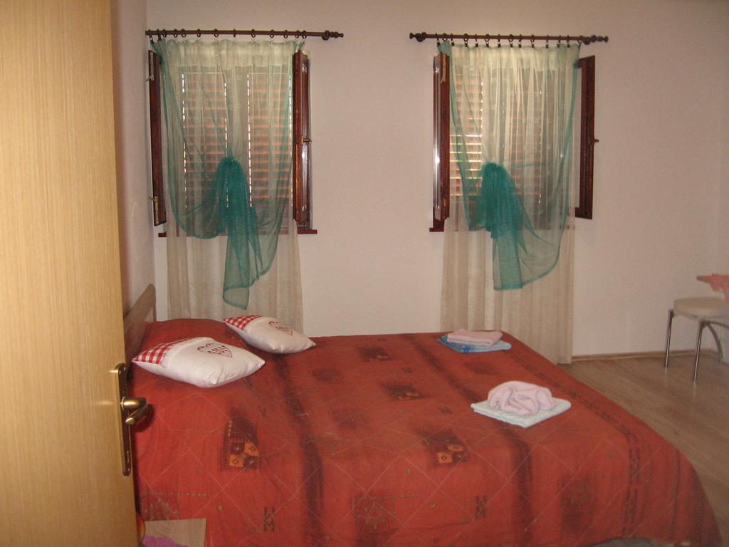 Apartments Alen Pazin Luaran gambar