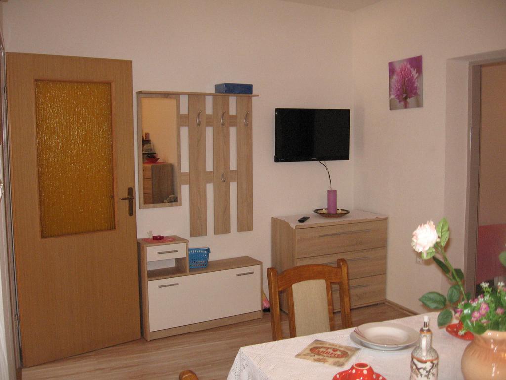 Apartments Alen Pazin Luaran gambar